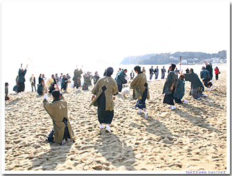 ����������